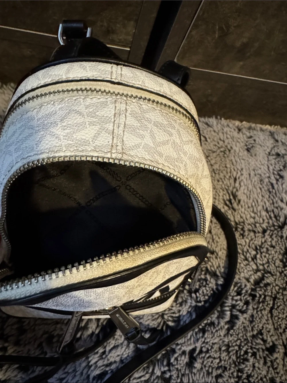 Michael Kors White and Black Logo Mini Backpack In Amazing Condition
